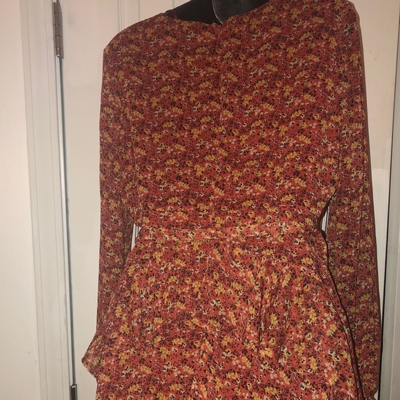 Spring time dress - Picture 2 of 3